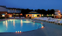 Rel&acirc;che Outdoor Pool